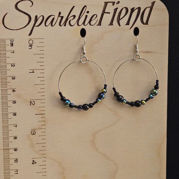 Iridescent black beaded hoop earrings - Picture 1 of 1